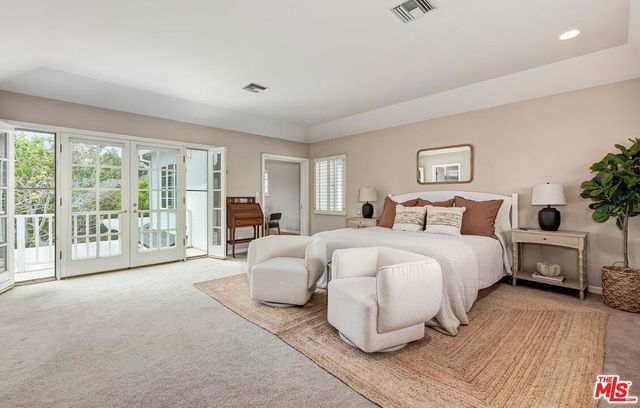 169 S Gretna Green Way, Los Angeles, CA 90049