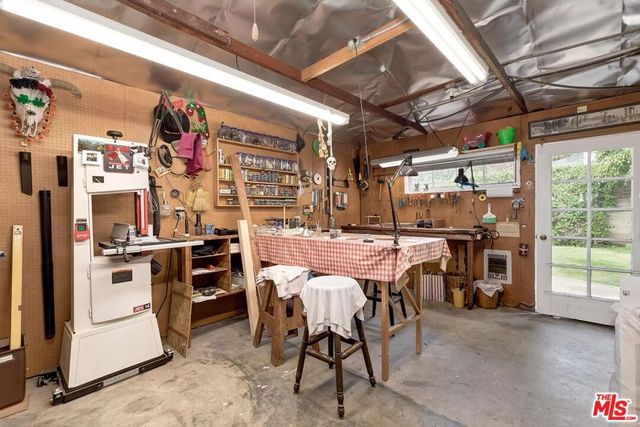 169 S Gretna Green Way, Los Angeles, CA 90049
