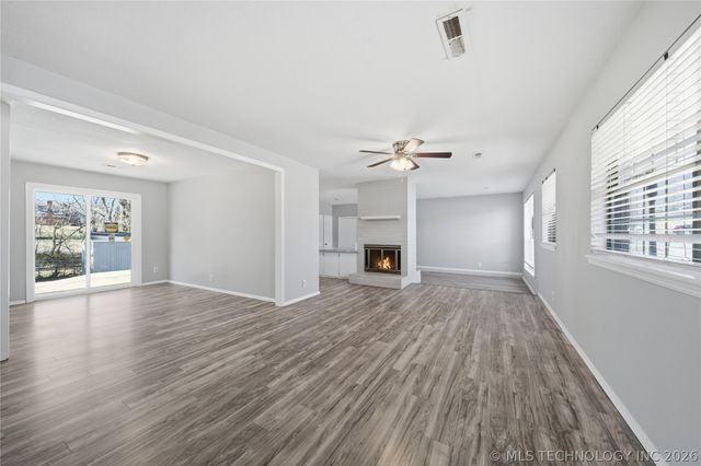 5662 S 85th East Avenue, Tulsa, OK 74145