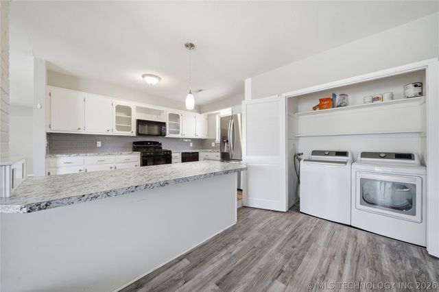 5662 S 85th East Avenue, Tulsa, OK 74145