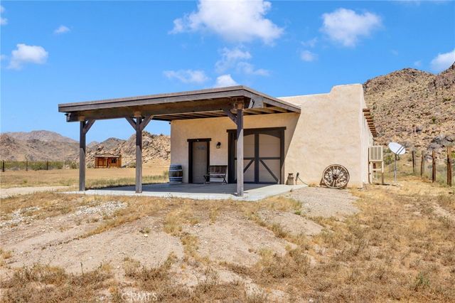 31542 Spinel, Lucerne Valley, CA 92356