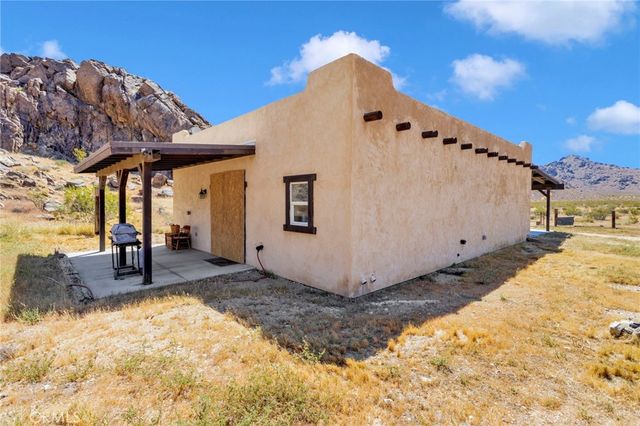 31542 Spinel, Lucerne Valley, CA 92356