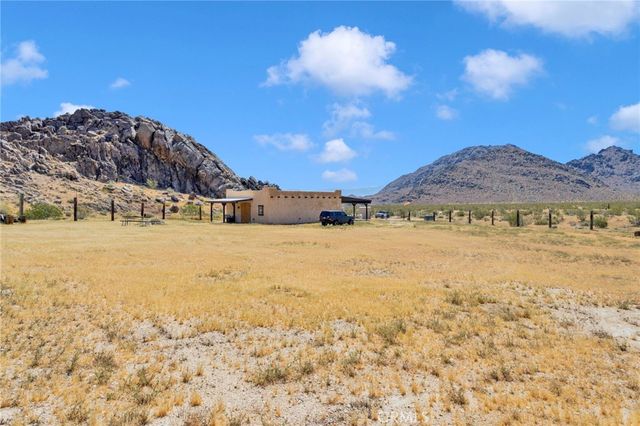 31542 Spinel, Lucerne Valley, CA 92356