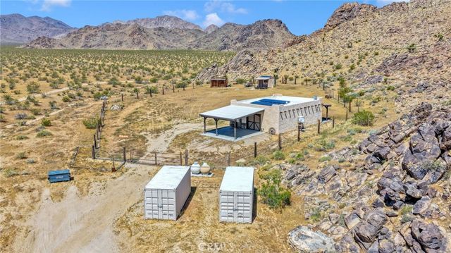 31542 Spinel, Lucerne Valley, CA 92356