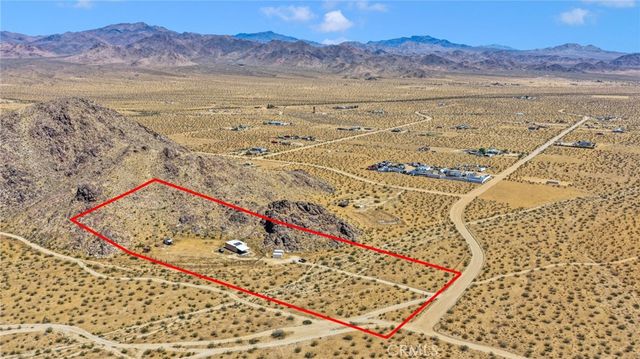 31542 Spinel, Lucerne Valley, CA 92356