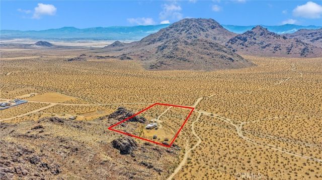 31542 Spinel, Lucerne Valley, CA 92356
