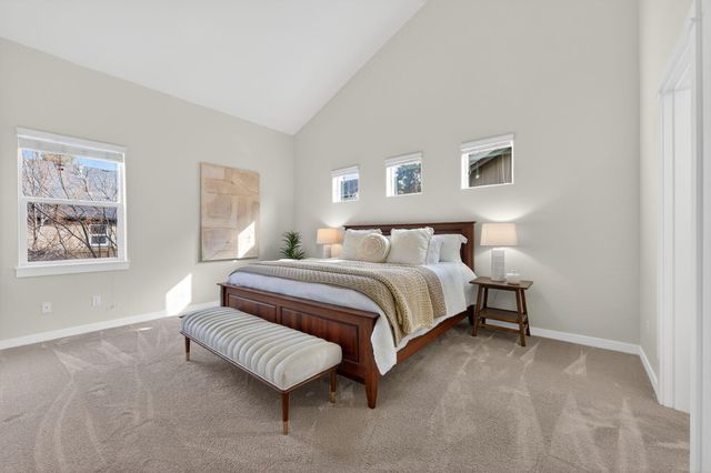 19744 SW Aspen Ridge Drive, Bend, OR 97702