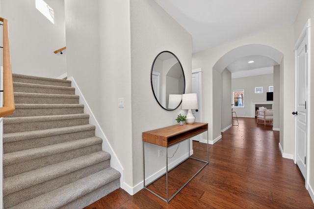 19744 SW Aspen Ridge Drive, Bend, OR 97702