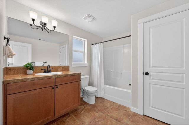 19744 SW Aspen Ridge Drive, Bend, OR 97702