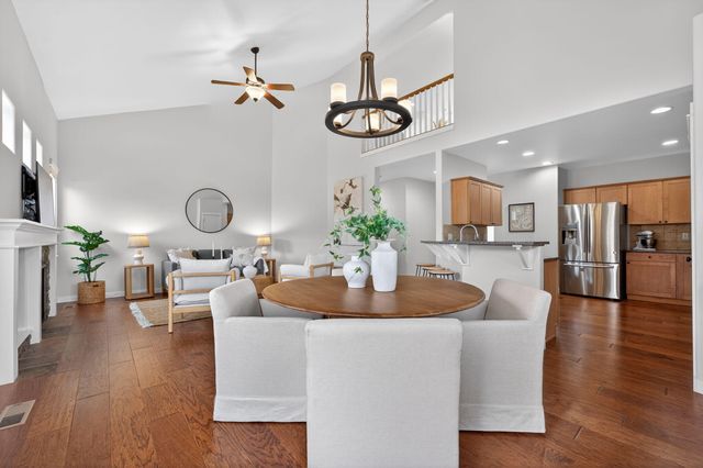 19744 SW Aspen Ridge Drive, Bend, OR 97702