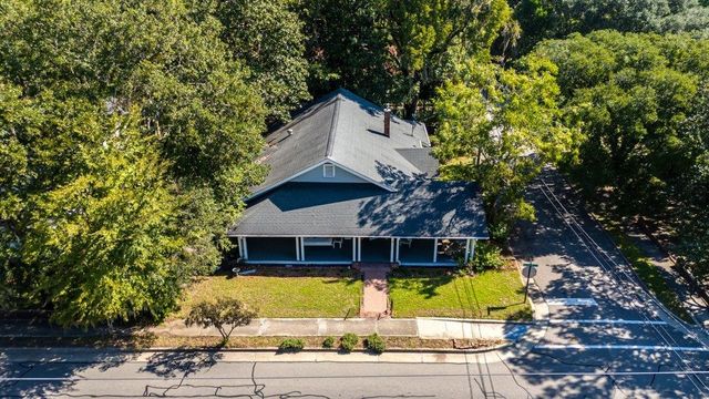 608 Main St., Conway, SC 29526
