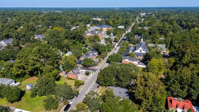 608 Main St., Conway, SC 29526