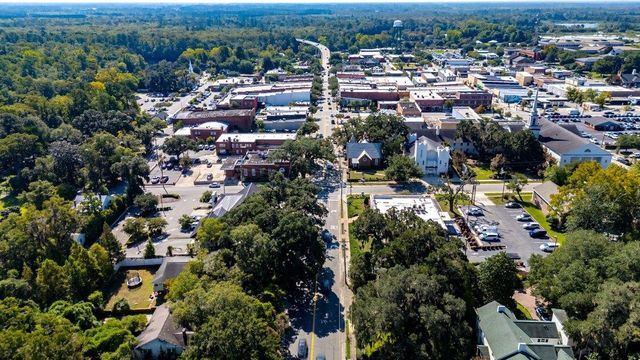 608 Main St., Conway, SC 29526