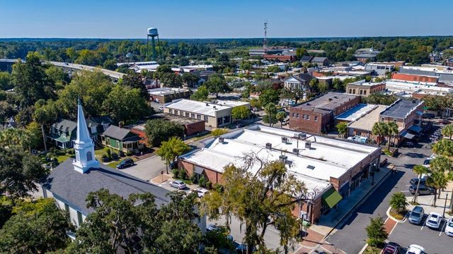 608 Main St., Conway, SC 29526