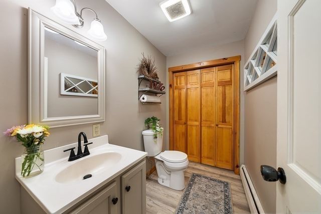 115 River Rd, Rutland, MA 01543