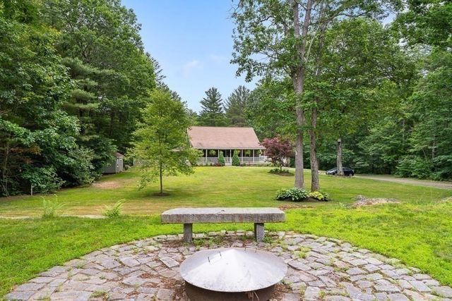 115 River Rd, Rutland, MA 01543