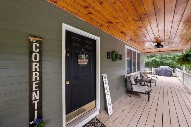 115 River Rd, Rutland, MA 01543
