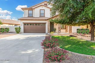 911 E ZESTA Lane, Gilbert, AZ 85297