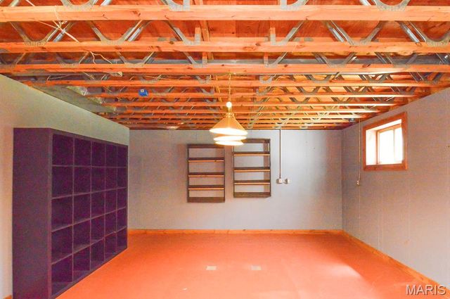 230 Winterberry Drive, Belleville, IL 62220
