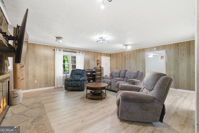 4671 Laurel Lodge Road, Clarkesville, GA 30523