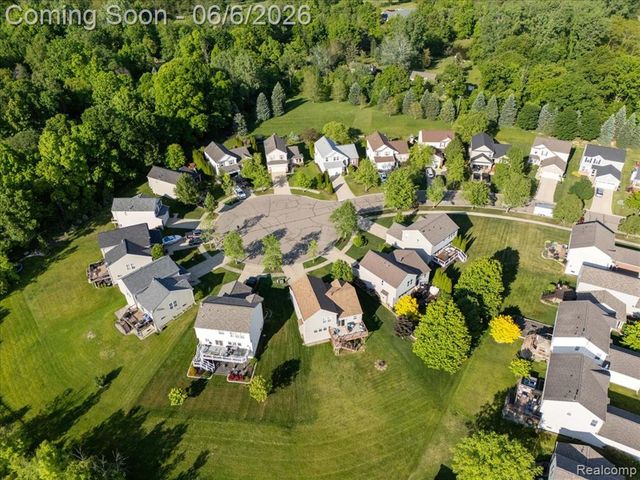 989 Callaway Court, Howell, MI 48843