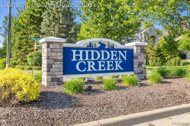 989 Callaway Court, Howell, MI 48843