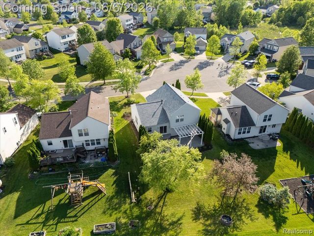989 Callaway Court, Howell, MI 48843