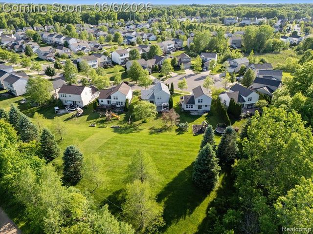 989 Callaway Court, Howell, MI 48843