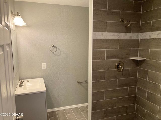 2129 Lime Tree Drive, Edgewater, FL 32141