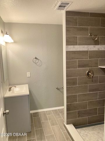 2129 Lime Tree Drive, Edgewater, FL 32141