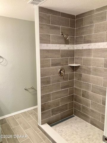 2129 Lime Tree Drive, Edgewater, FL 32141