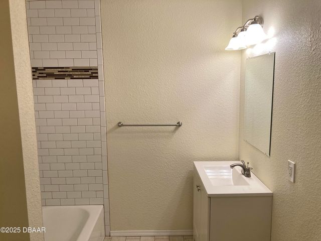 2129 Lime Tree Drive, Edgewater, FL 32141