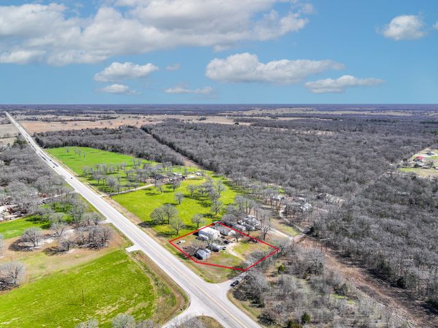 5523 S State Highway 19 2, Emory, TX 75440