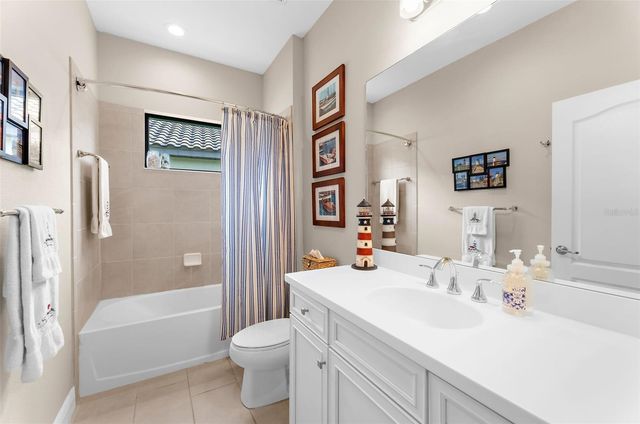 208 CAPRIANA COURT, Nokomis, FL 34275