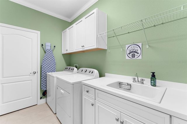 208 CAPRIANA COURT, Nokomis, FL 34275