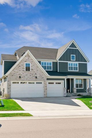 4685 Garland Lane N, Plymouth, MN 55446