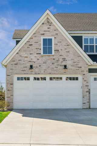 4685 Garland Lane N, Plymouth, MN 55446