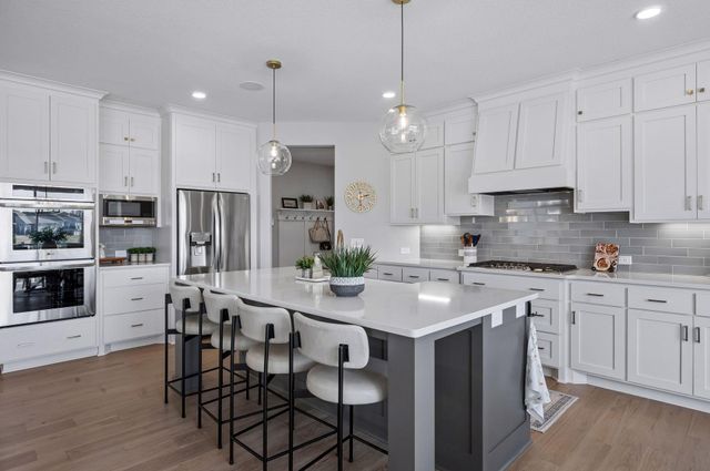 4685 Garland Lane N, Plymouth, MN 55446