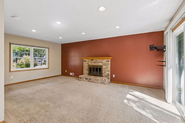 7817 73rd Street S, Cottage Grove, MN 55016