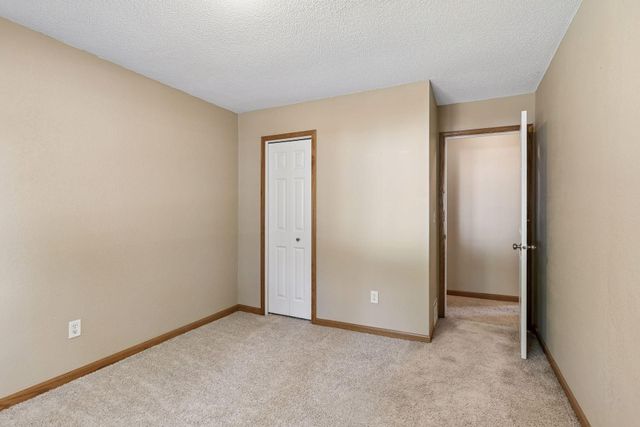 7817 73rd Street S, Cottage Grove, MN 55016