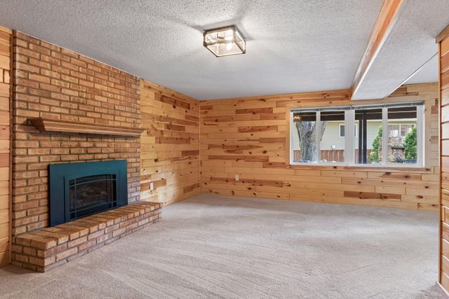 7817 73rd Street S, Cottage Grove, MN 55016