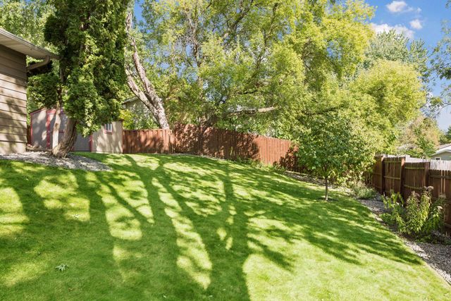 7817 73rd Street S, Cottage Grove, MN 55016