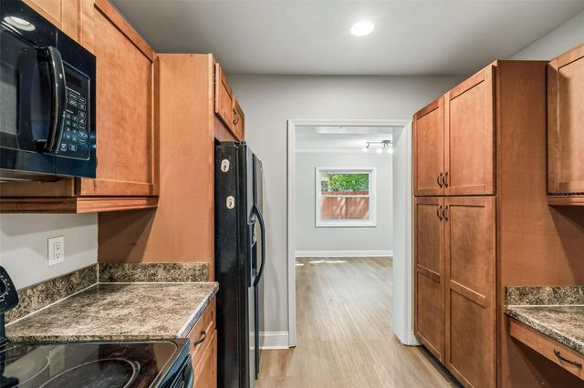 3516 W MCELROY AVENUE, Tampa, FL 33611