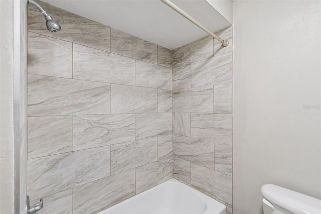 3516 W MCELROY AVENUE, Tampa, FL 33611