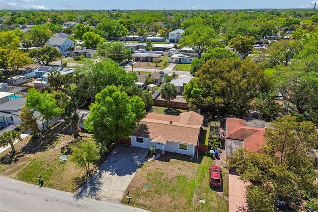 3516 W MCELROY AVENUE, Tampa, FL 33611