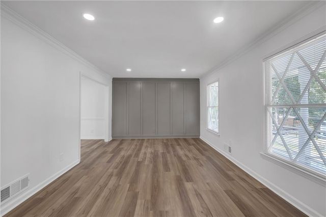 4447 Lake Breeze Drive, Stone Mountain, GA 30083