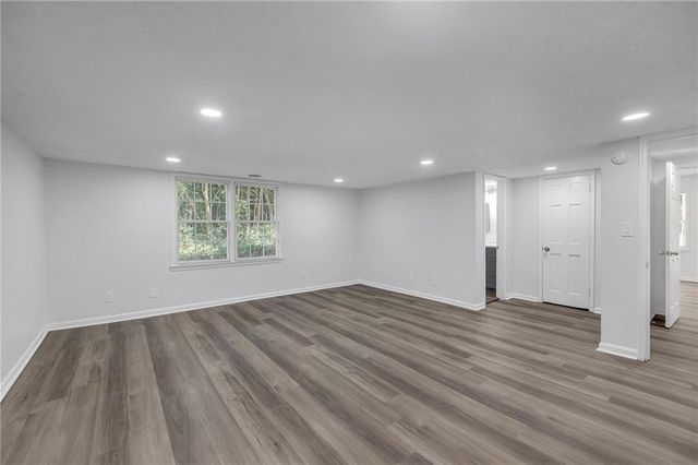 4447 Lake Breeze Drive, Stone Mountain, GA 30083