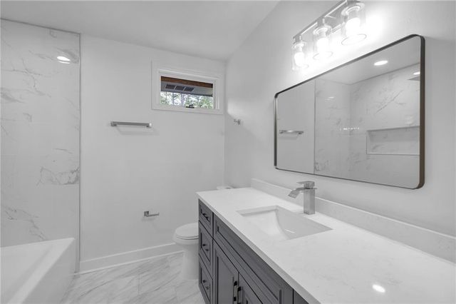 4447 Lake Breeze Drive, Stone Mountain, GA 30083