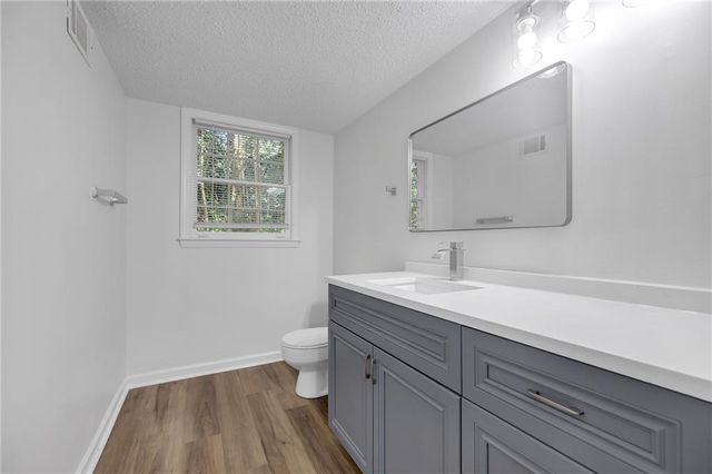 4447 Lake Breeze Drive, Stone Mountain, GA 30083