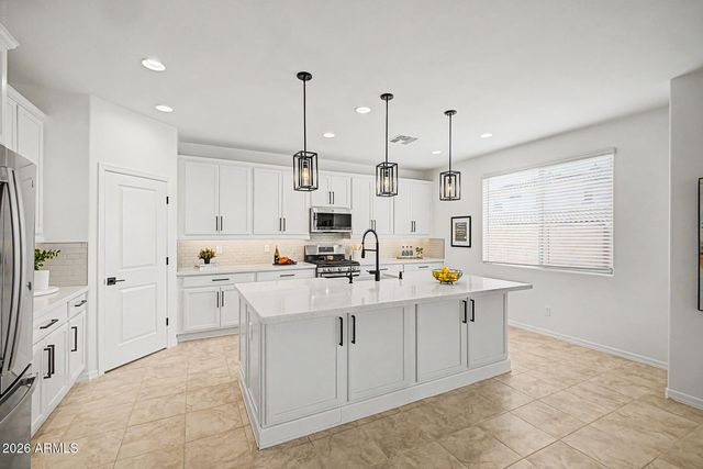 14283 W ALAMEDA Road, Surprise, AZ 85387